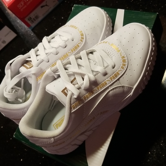 Puma - Picture 4 of 5